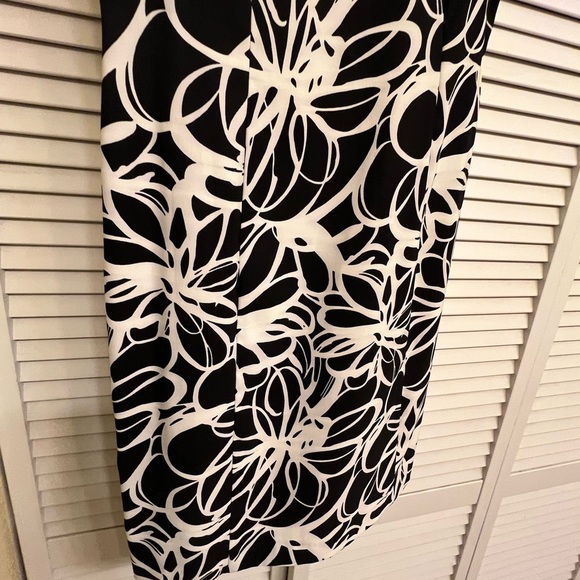 Jessica Howard Black and White Floral Dress with Jacket sz 8 2 Peice Set - Picture 4 of 12